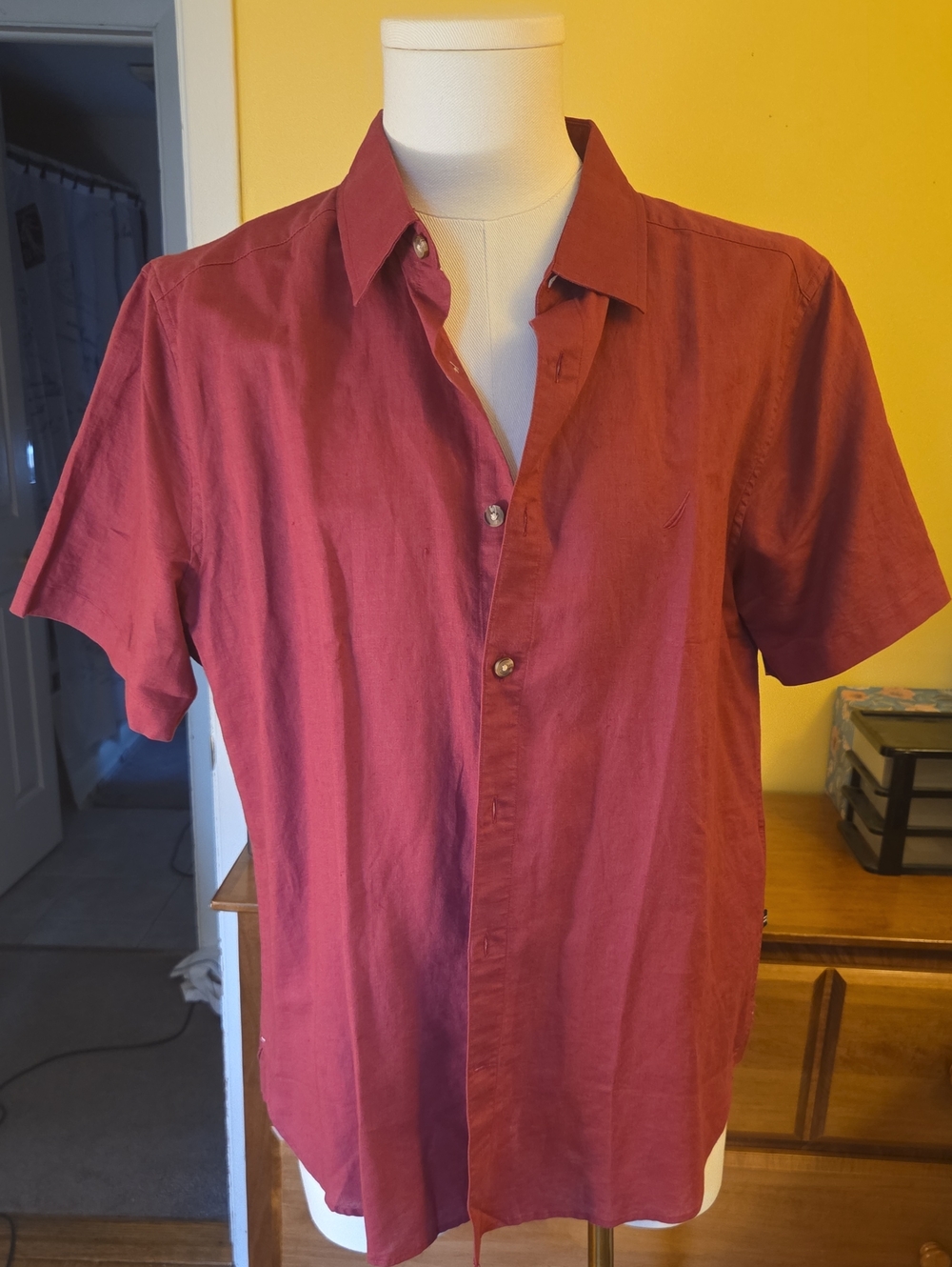 Nautica Short-Sleeve Button-Down Shirt in Wine